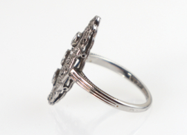 Antieke witgouden Art Deco ring met diamanten