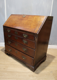 Antieke Engelse secretaire, 18e eeuw