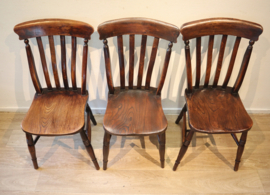 Zes antieke Windsor stoelen