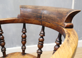 Antieke Engelse captainchair, 19e eeuw
