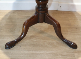 Antieke Engelse tilttoptafel, 18e eeuw