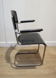 Bauhaus buisframe armstoel