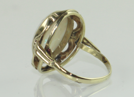 Vintage gouden ring met opaal