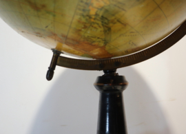 Grote antieke Globe E. Dubail