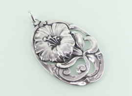Grote zilveren Jugendstil hanger