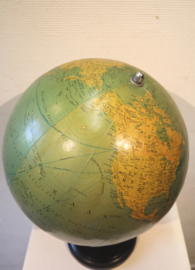 Vintage staatkundige globe SVH