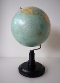 Kleine vintage Nederlandse globe