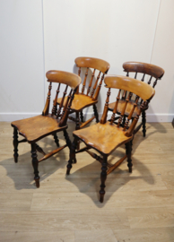 Set van 4 antieke Windsorstoelen