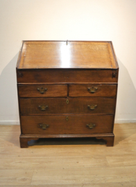 Antieke Engelse secretaire, 18e eeuw