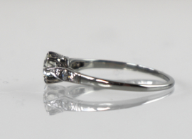 Antieke witgouden Art Deco ring met oudslijpsel diamant