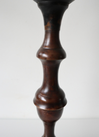 Set antieke koperen kandelaars, 48 cm hoog