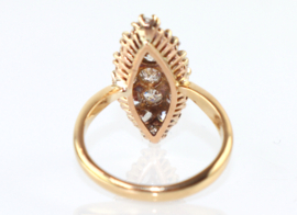 Antieke 20 kt gouden ring met oudslijpsel diamanten