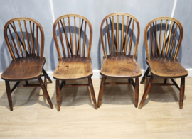 Set antieke Windsorstoelen