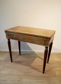 Antiek Hollands kaarttafeltje/sidetable
