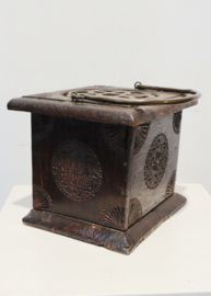 Antiek kerfsnede stoofje, 1770