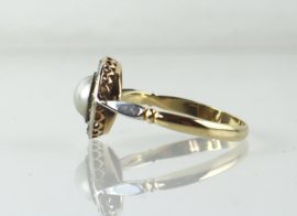 Antieke 18 karaat gouden ring met parel