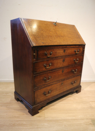 Antieke Engelse secretaire 18e eeuw