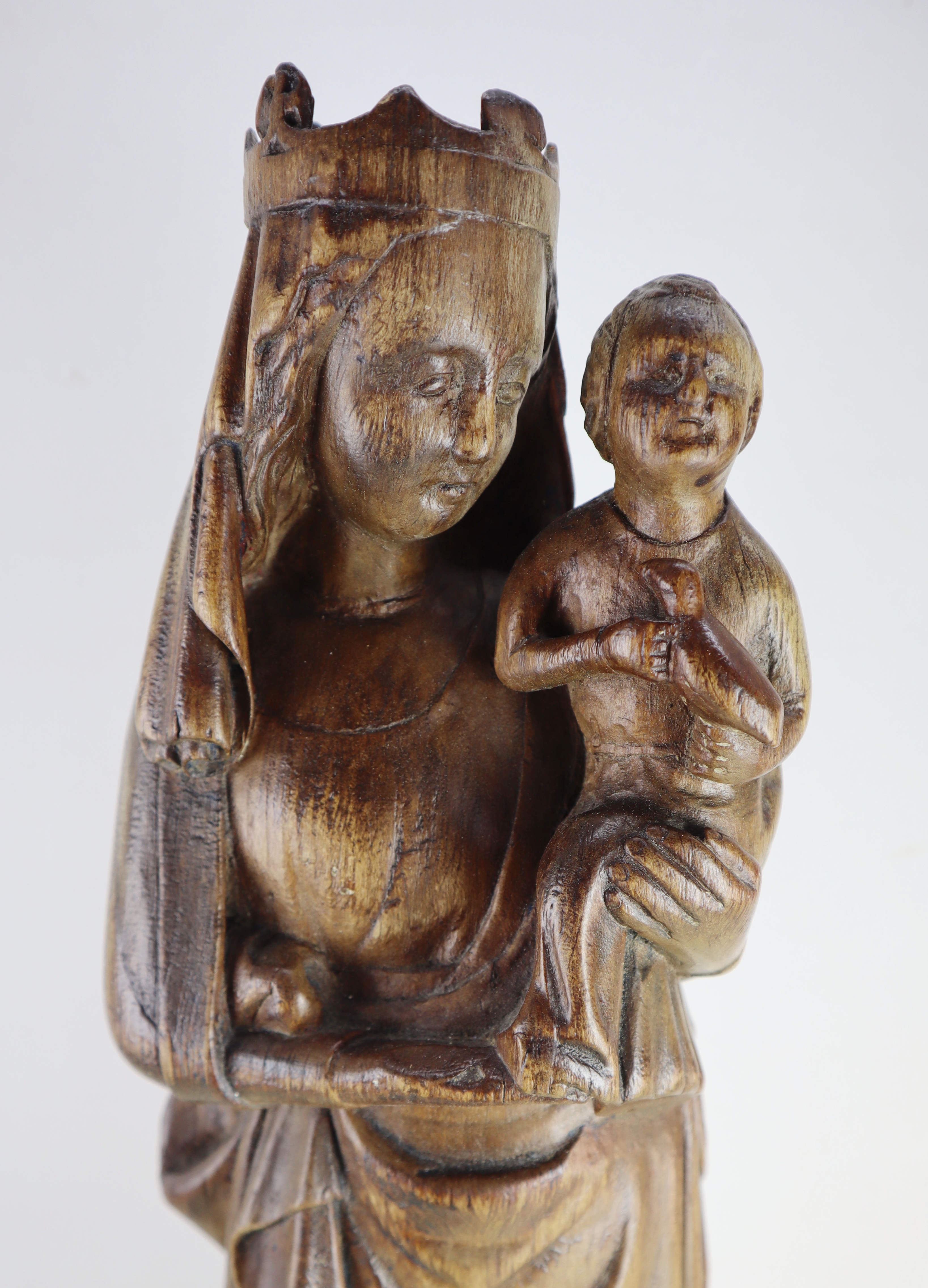 Antiek houten Mariabeeld