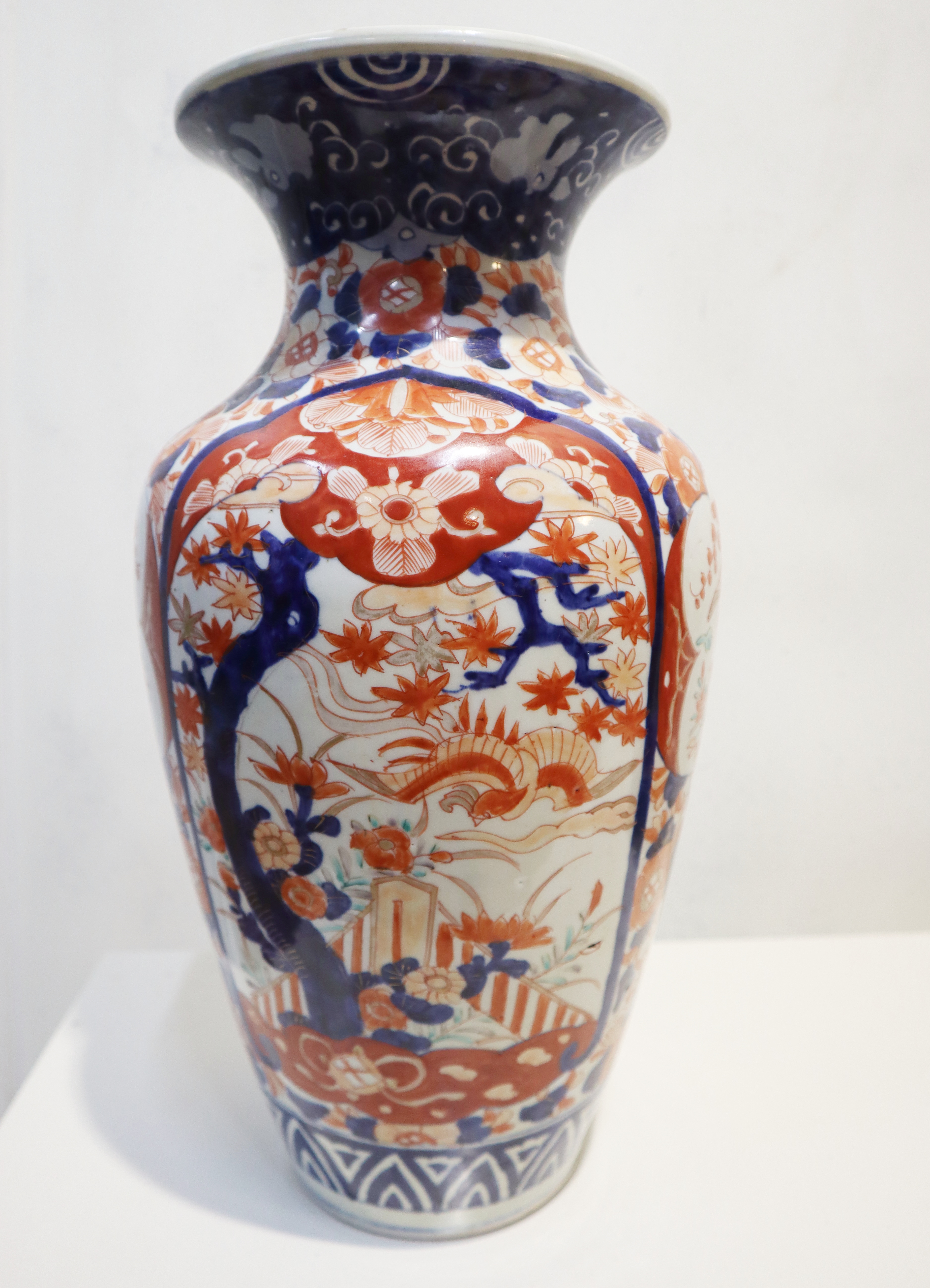 Set antieke Imari porseleinen vazen