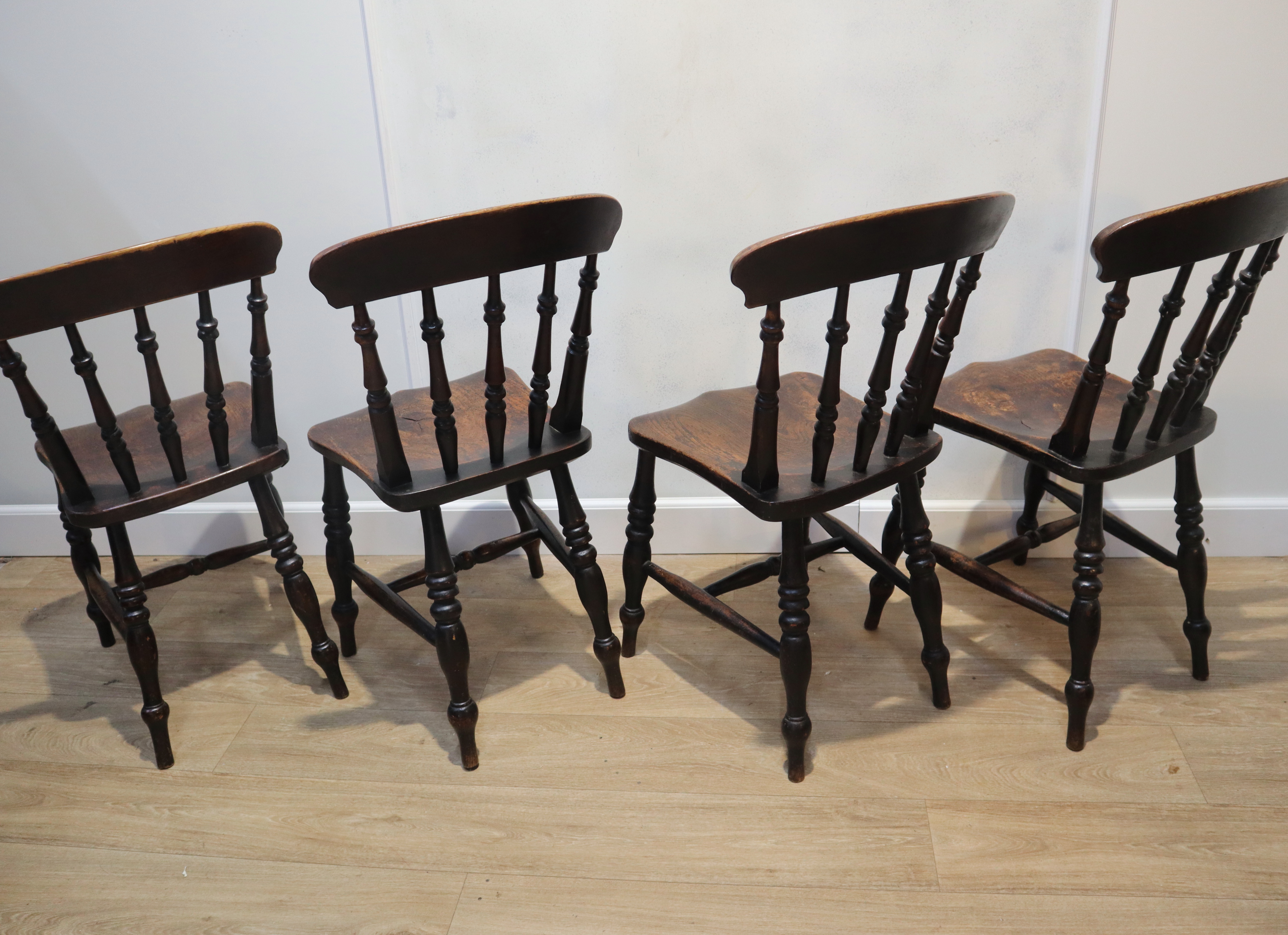 Set van 4 antieke Windsorstoelen