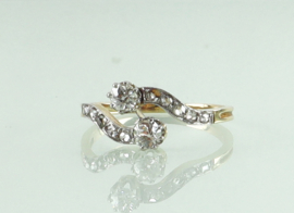 Antieke goud platina ring met oud slijpsel en roosdiamanten