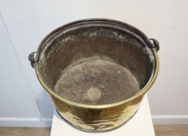 Antieke koperen bak