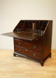 Antiek Engels klepbureau 18e eeuw