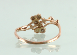 Antieke gouden ring met zaadparels, 19e eeuw