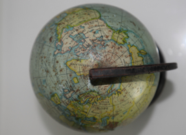 Vintage metalen globe ca 1925