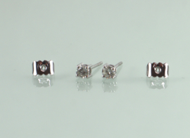 Witgouden solitair oorknoppen 18 karaat met diamant
