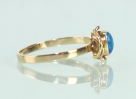 Gouden ring met prachtige blauwe opaal