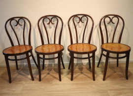 Set van vier caféstoelen, Thonetstijl