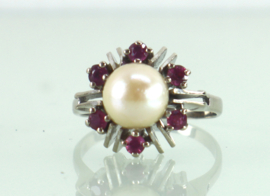 Vintage witgouden ring met parel en robijnen