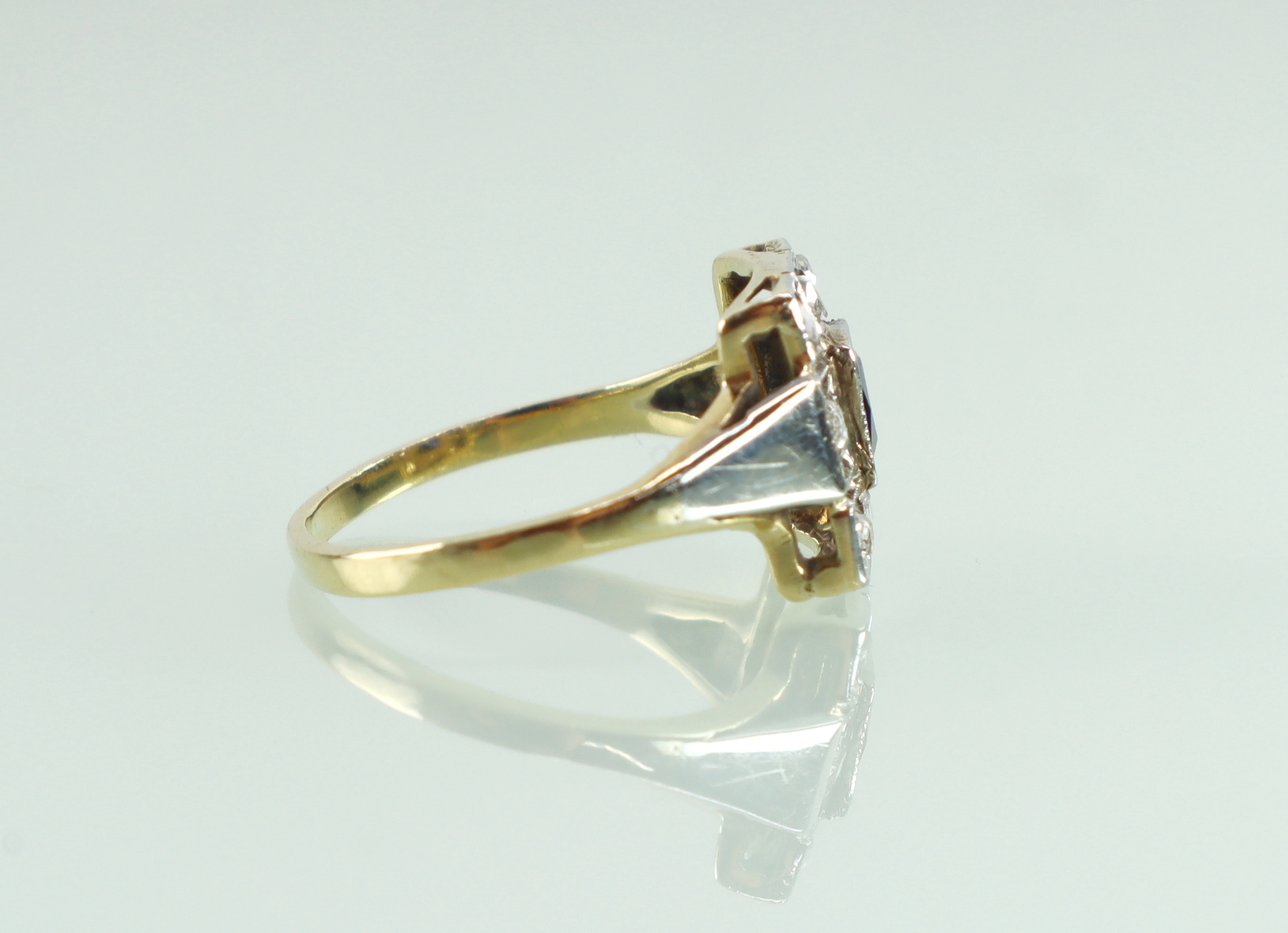 Art Deco gouden ring saffier roosdiamant