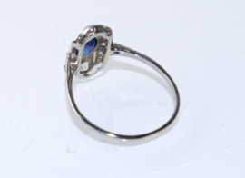 Antieke Art Deco ring 18kt witgoud en platina met saffier en oudslijpsel diamant