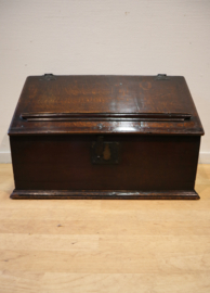 Antieke Engelse lessenaar / schrijfkist, ca 1700