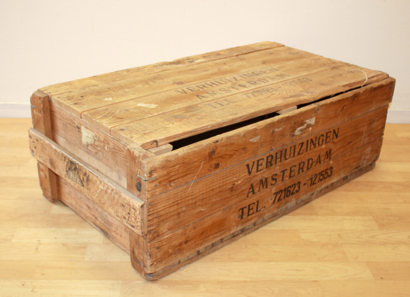 Vintage transportkist shipping trunk Van Gils Antiek