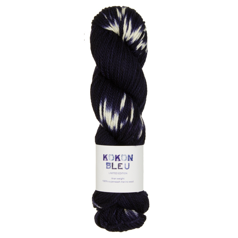 HAND DYED BULKY YARN - indigo blue tie dye