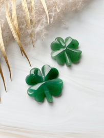 Lot's of luck - gemstone Clover 🍀