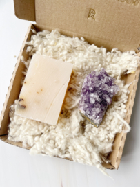 Body Soap Bar & Amethyst