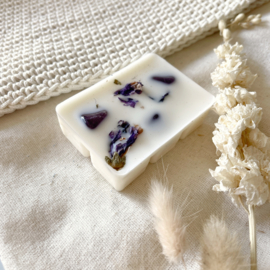 Waxmelts & gemstones: Daydreaming