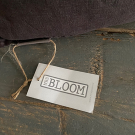 Mrs Bloom linnen kussen black aubergine 60x40cm