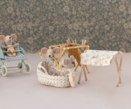MAILEG | Poppenhuis kinderwagen baby mint - muis