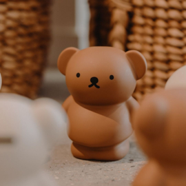 ATELIER PIERRE JUNIOR | Spaarpot Boris beer - bruin