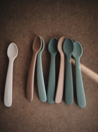 MUSHIE | Siliconen Lepels Roze & Beige - Silicone Feeding Spoons Blush & Shifting Sand