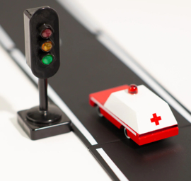 CANDYLAB | Candycar world ambulance