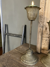 Metalen tulp kandelaar l