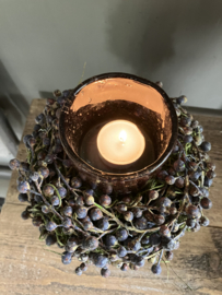 Taartje, nestje van dadeltakjen met windlichtje