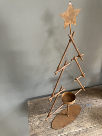 Roest metalen kerstboom