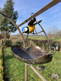 Voederhanger met pimpelmeesje, 1